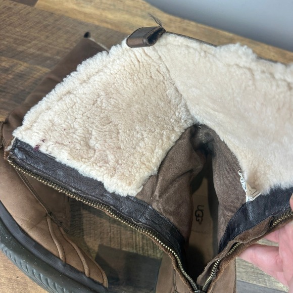 UGG Arquette Brown Leather Winter Boots Womens Size 7 Zip Sheepskin Cuff 1012514 - Picture 9 of 11